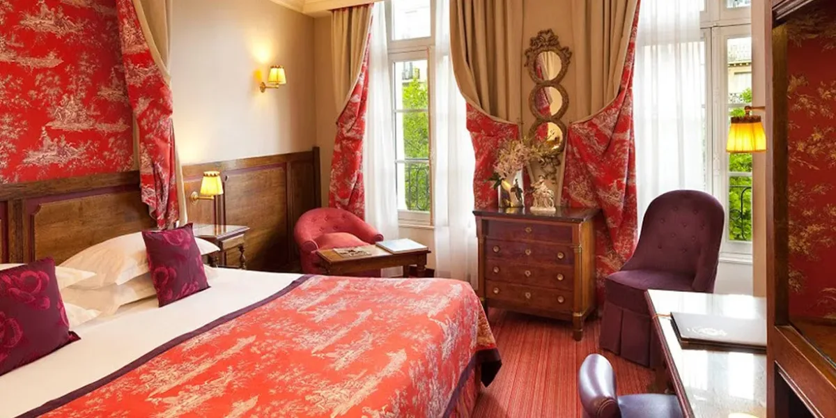 Deluxe room 2 Au Manoir Saint Germain des Pres Hotel Paris Deluxe room 2 Au Manoir Saint Germain des Pres Hotel Paris jpg